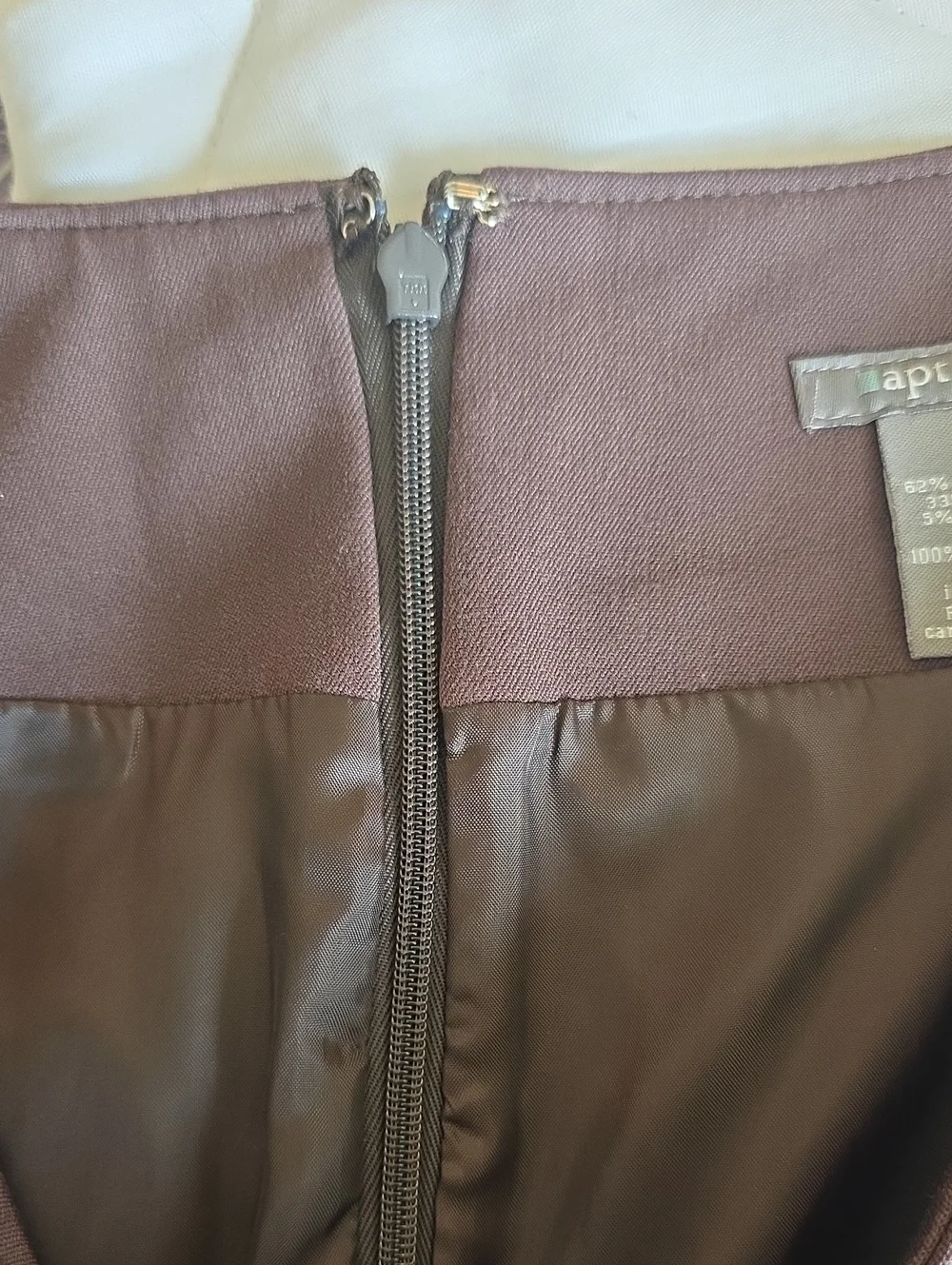 Apt. 9 silhouette zipper